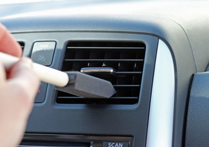 Clean Your AC Vents